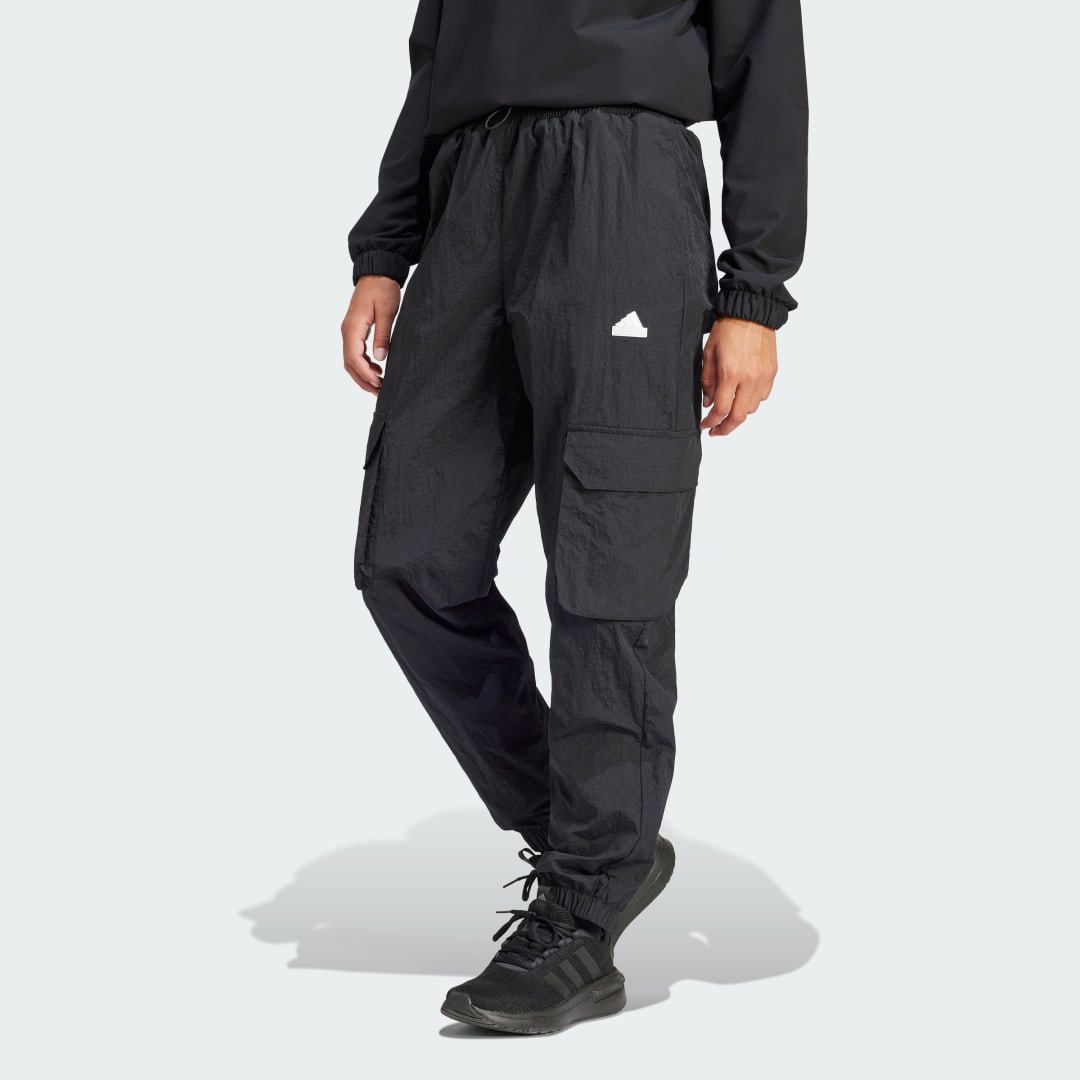 Cargo nohavice adidas Performance Sportswear City Escape Cargo Tracksuit Bottoms Čierna | IQ4826, 1