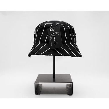 Klobúk Karl Kani Signature Pinstripe Bucket Hat black/white Čierna | 7015468, 1