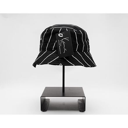 Klobúk Karl Kani Signature Pinstripe Bucket Hat black/white Čierna | 7015468, 1