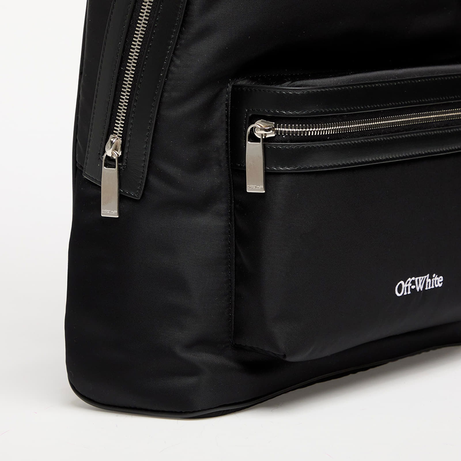Black Core Round Backpack