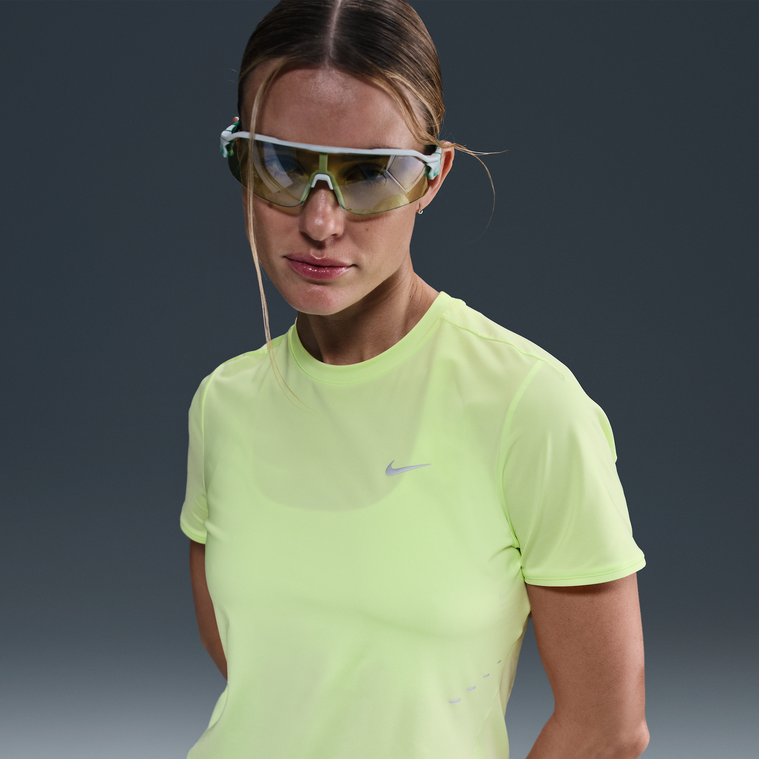 Tričko Nike Swift Dri-FIT Short Sleeve Running T-Shirt Žltá | HM9698-701, 0