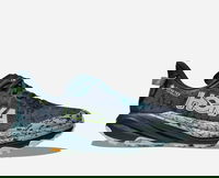 Speedgoat 6 GORE-TEX Trail, Size 9