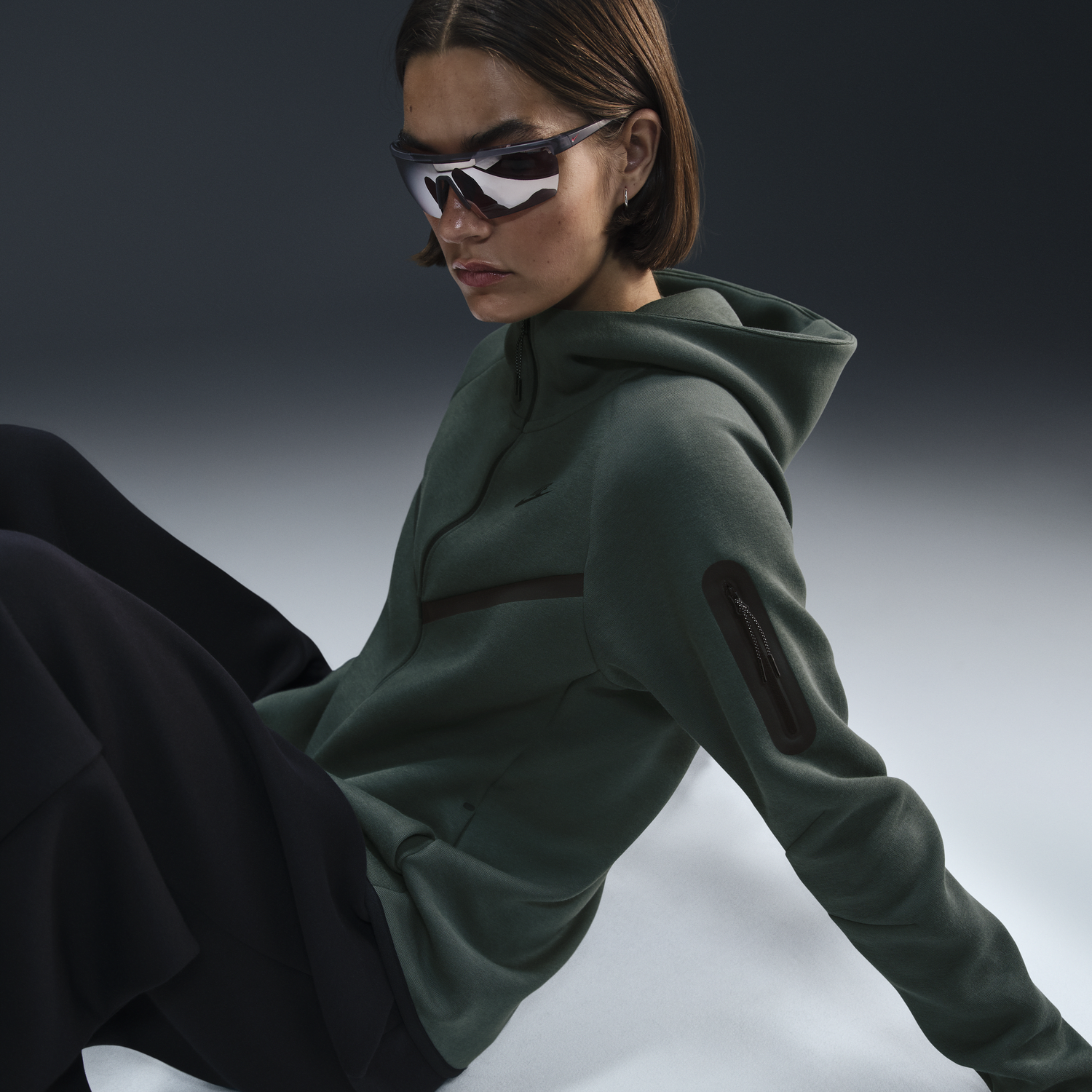 Mikina Nike Sportswear Tech Fleece Windrunner Full-Zip Hoodie Zelené | HV6747-338, 1