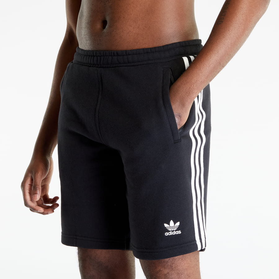 3-Stripe Short