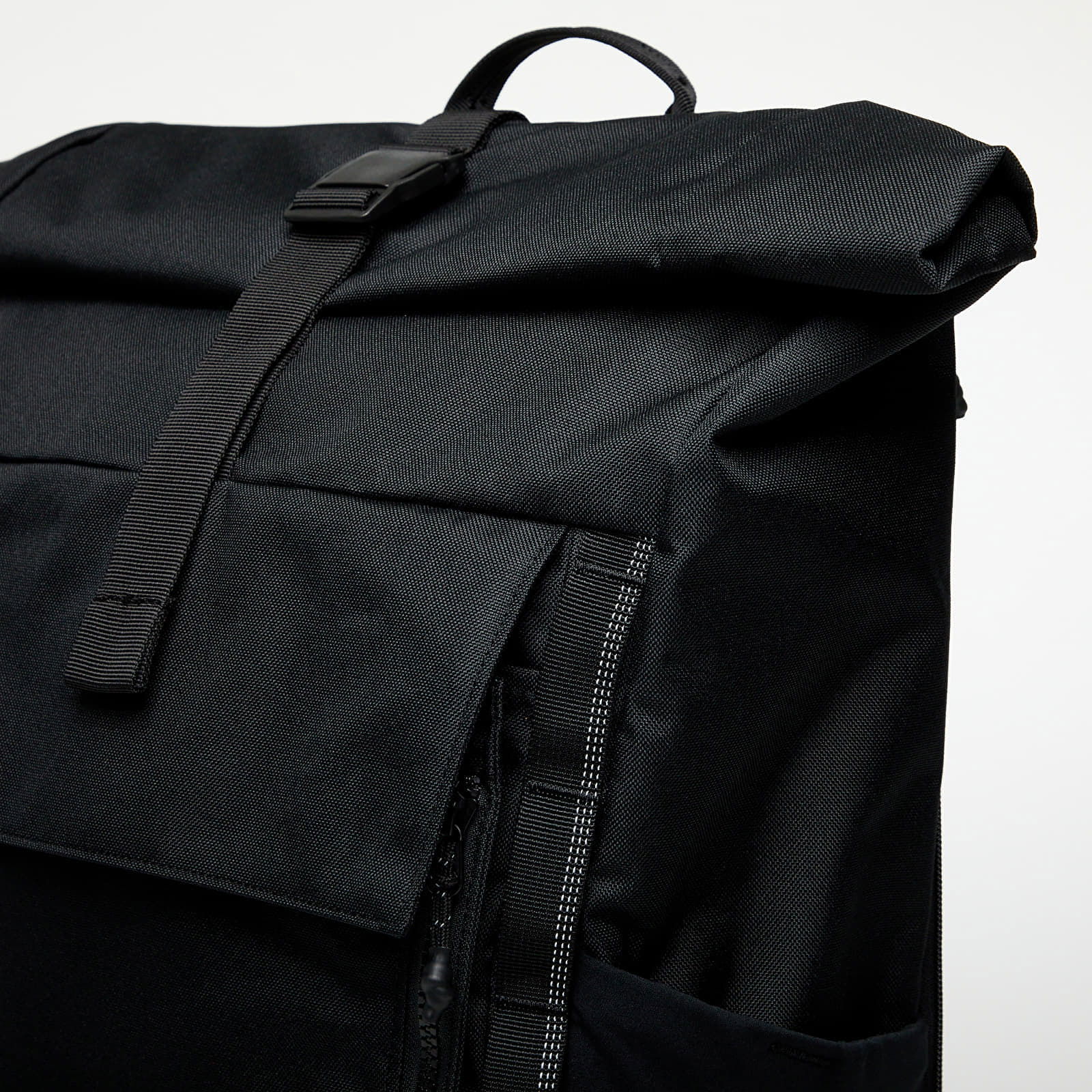 Convey™ III 27L Black 27 l