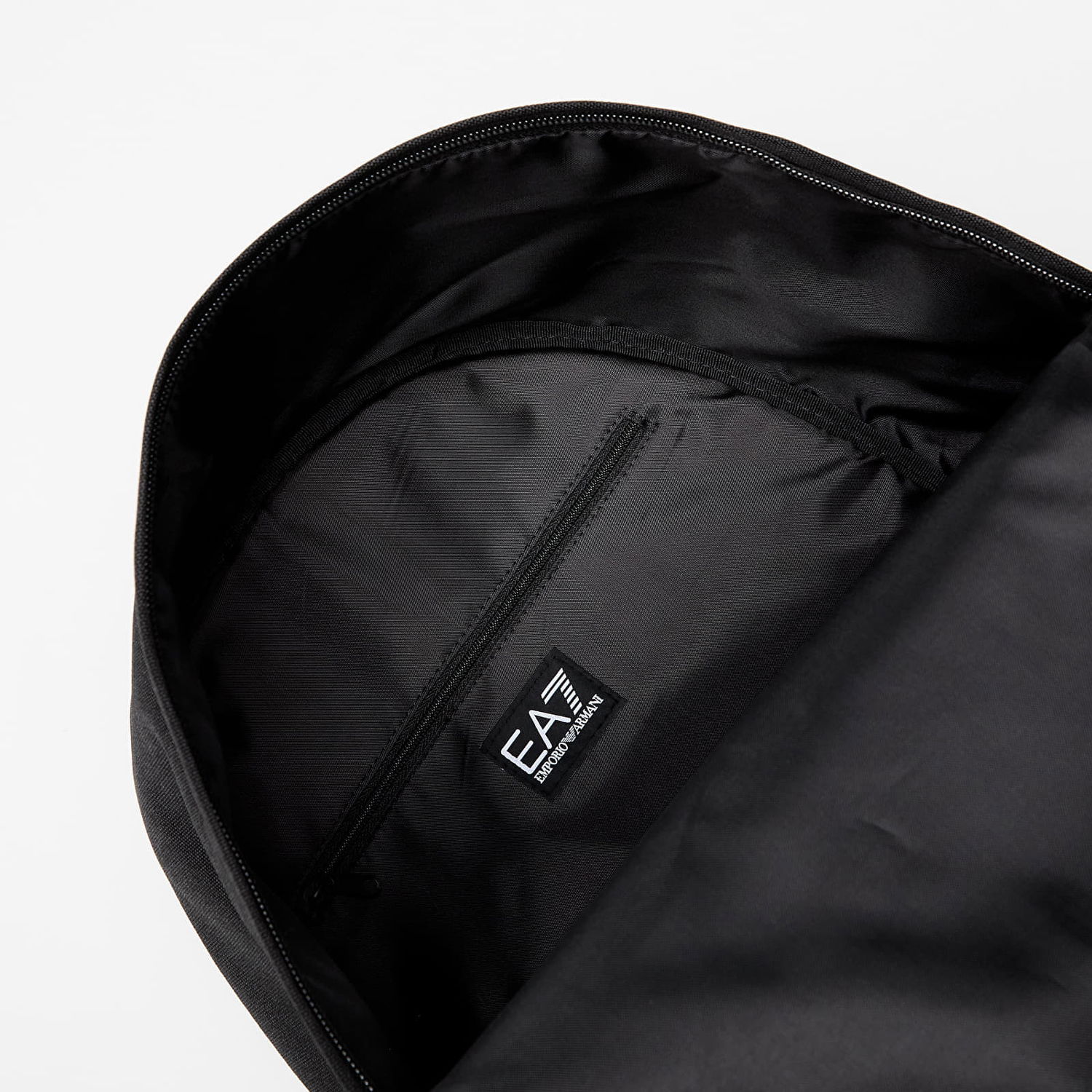 Batoh Emporio Armani Backpack EA7 Unisex Backpack Black/ White Logo, Universal Čierna | 245081CC94002021, 1