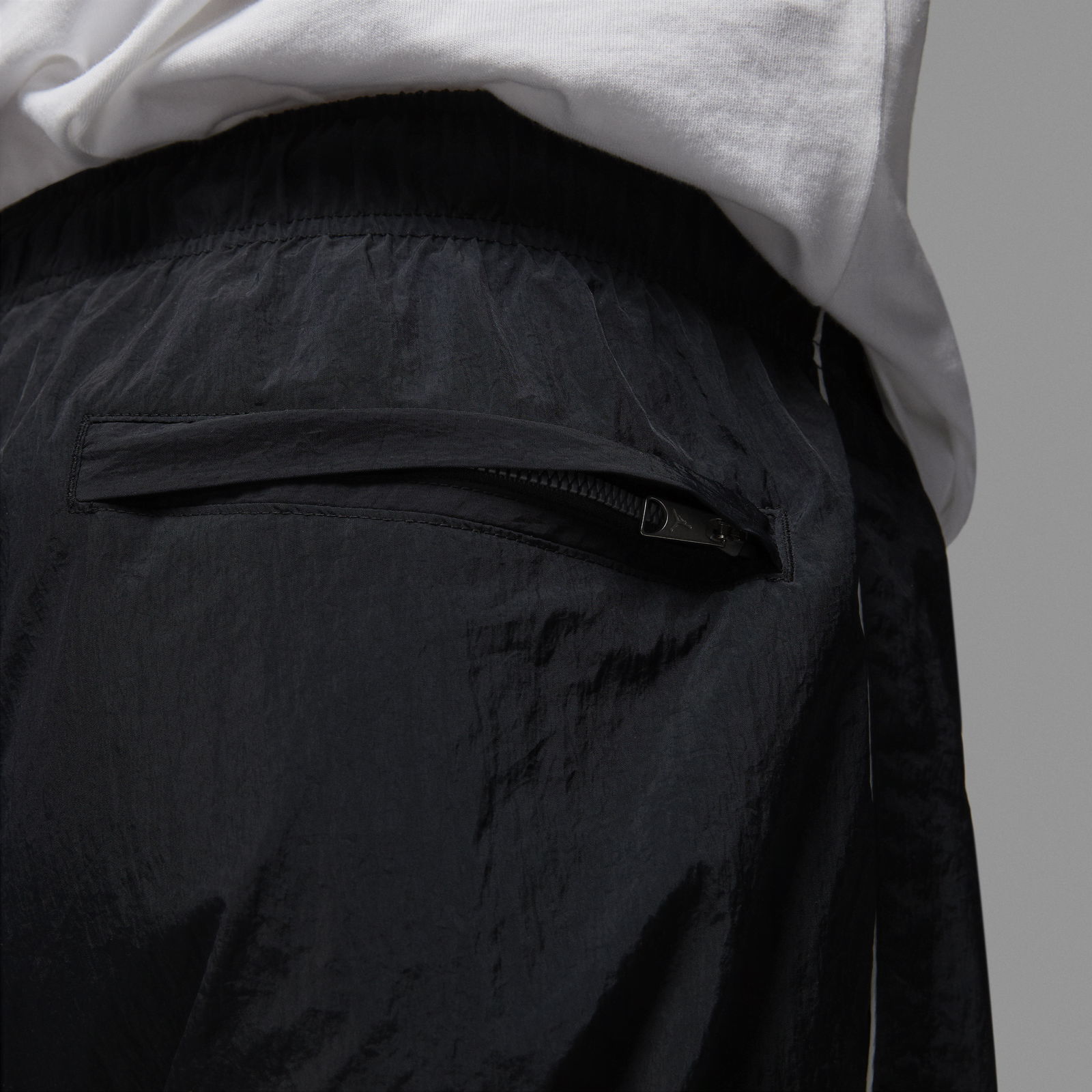 Essential Statement Warmup Pant