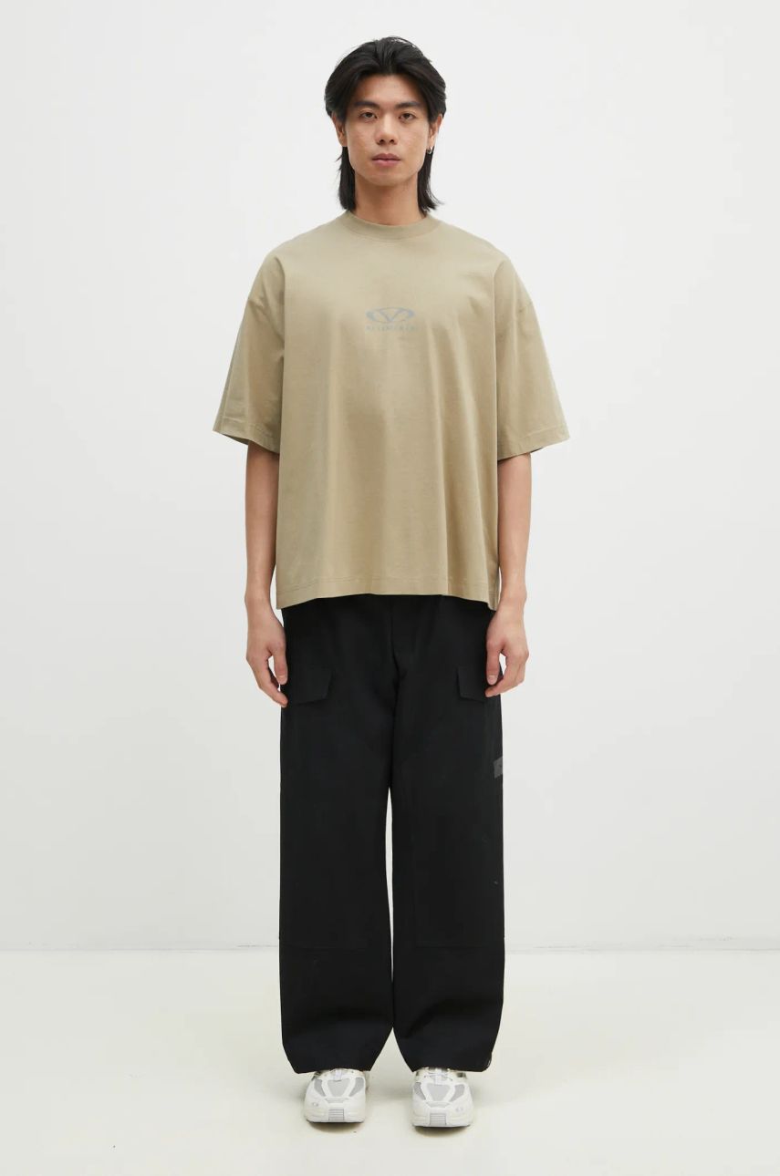 Oval Logo Cropped Boxy T-Shirt