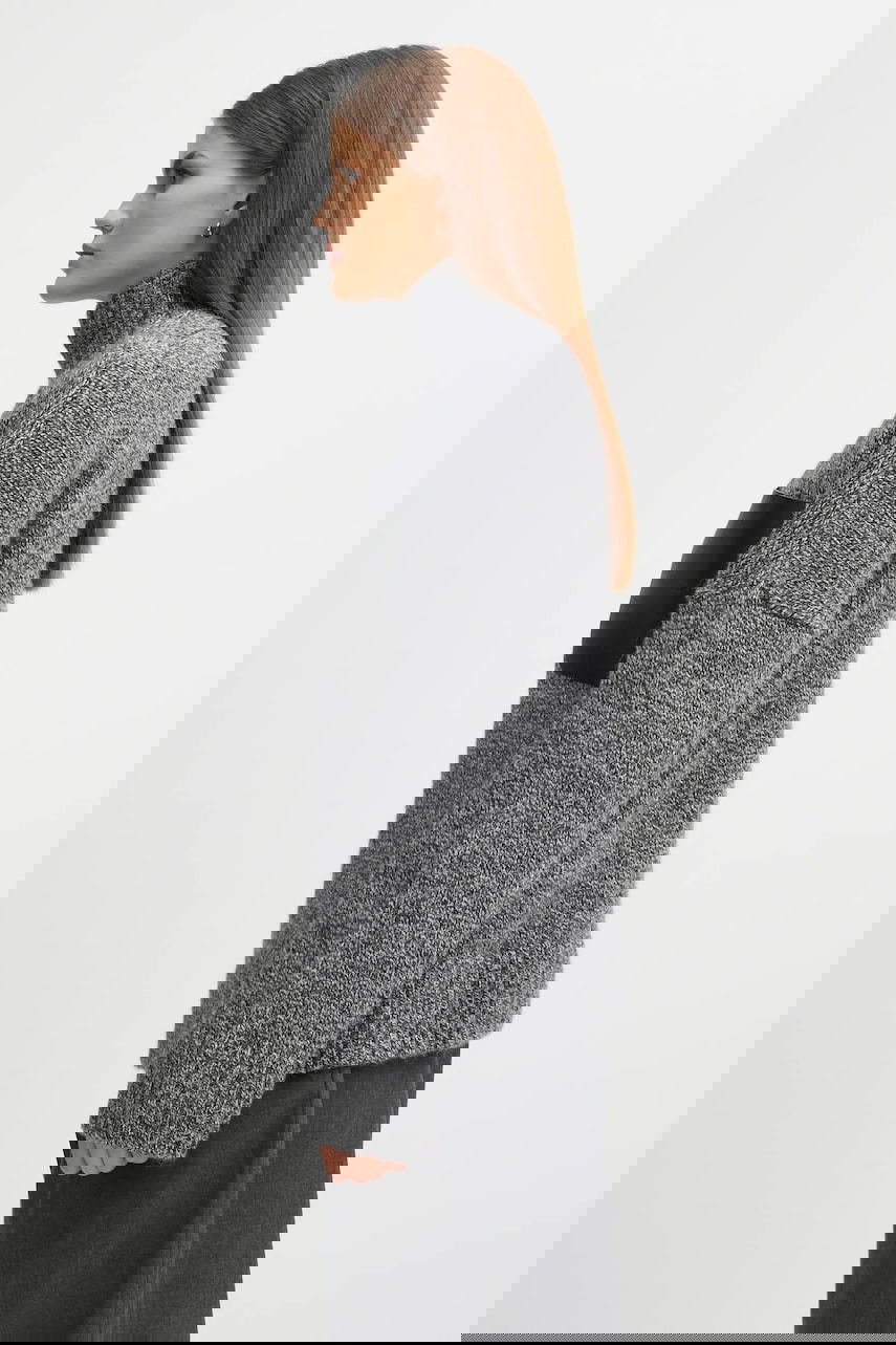 Sveter JW Anderson JW Anderson Turtleneck Wool Blend Sweater with Leather Patch Pocket Šedá | KW1292.YN0367, 1