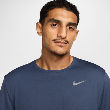 Tričko Nike Miler Dri-FIT UV Short-Sleeve Running T-Shirt Navy | DV9315-437, 4