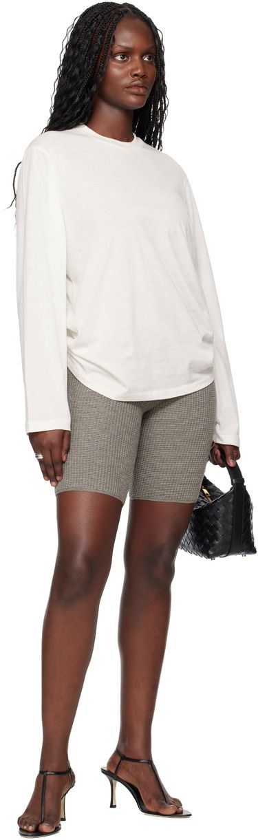 Tričko Fear of God ESSENTIALS Holiday Embroidered Classic Fit Long Sleeve T-shirt Biela | 125HO255882FW, 3