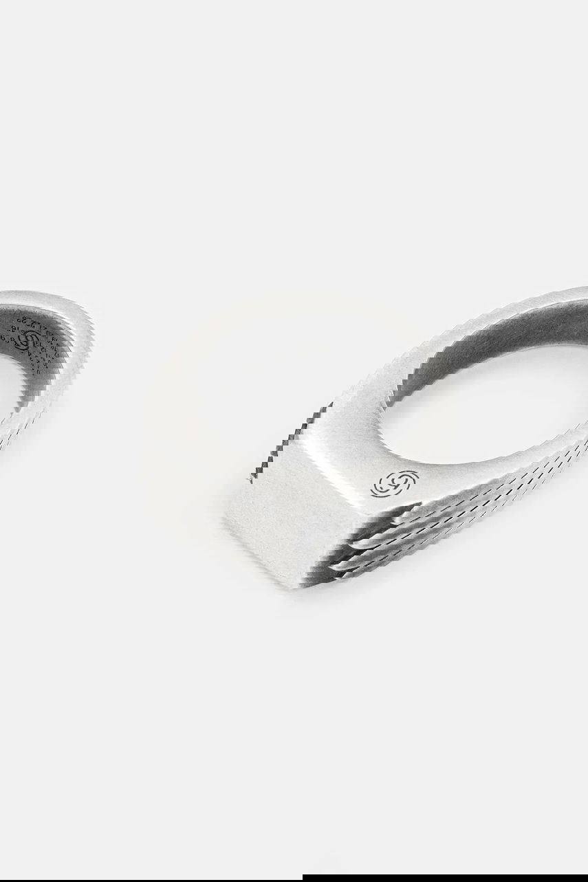 Prsteň Maison Margiela MM6 Maison Margiela Silver Minimal Logo Ring Metalická | SM7UQ0101 P8601, 1