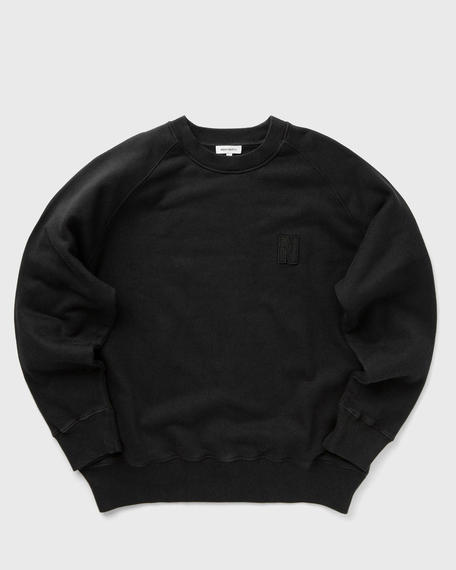 Mikina NORSE PROJECTS Marten Relaxed Organic Raglan N Patch Sweatshirt Čierna | N20-1367-9999, 0