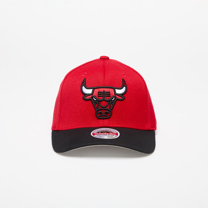 Šiltovka Mitchell & Ness Chicago Bulls Team 2 Tone 2.0 Snapback Red/ Black Červená | HHSS3265-CBUYYPPPRDBK