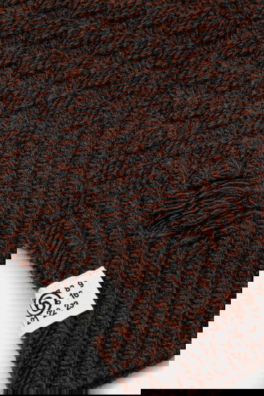 Klobúk Maison Margiela MM6 Maison Margiela Knitted Wool Hood Hnedá | SH2TB0005.M13174.961, 1