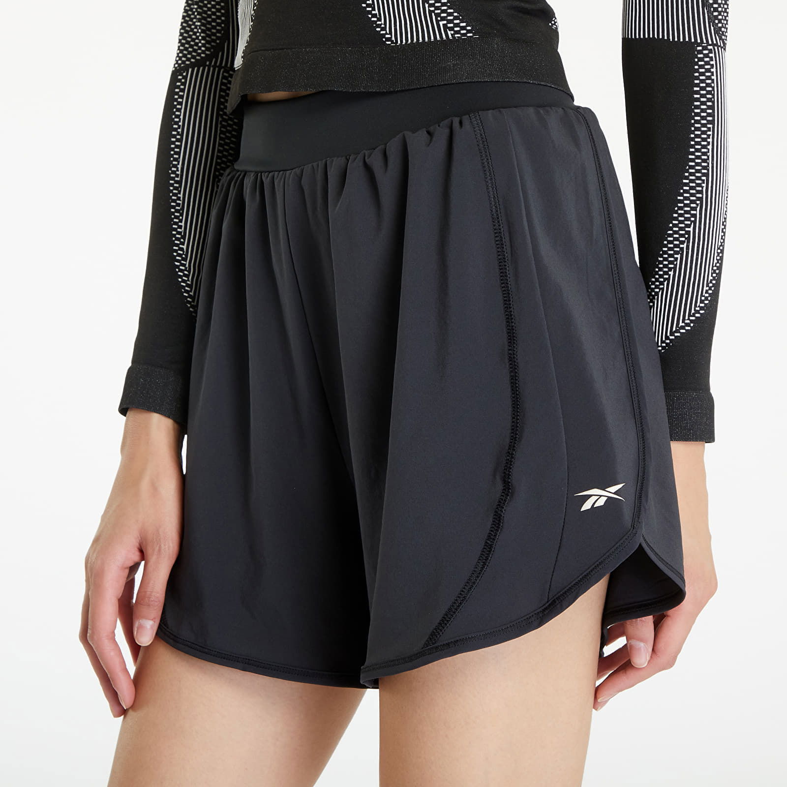 Lux Woven Short Black