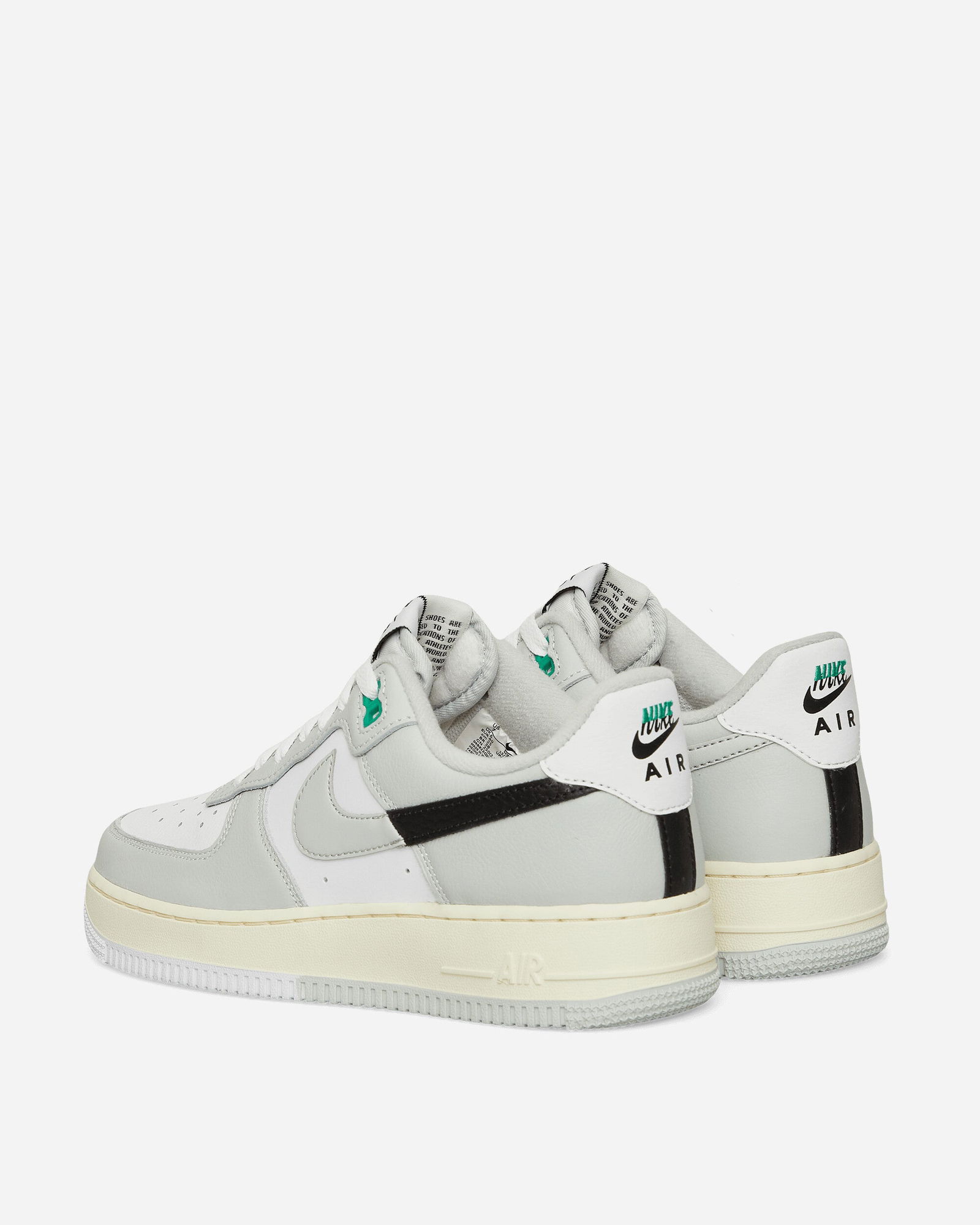 Air Force 1 '07 LV8 "Split Light Silver"