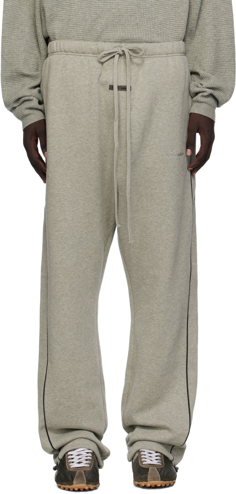 Tepláky Fear of God ESSENTIALS Relaxed Fleece Piping Sweatpants Šedá | 130SP258065F