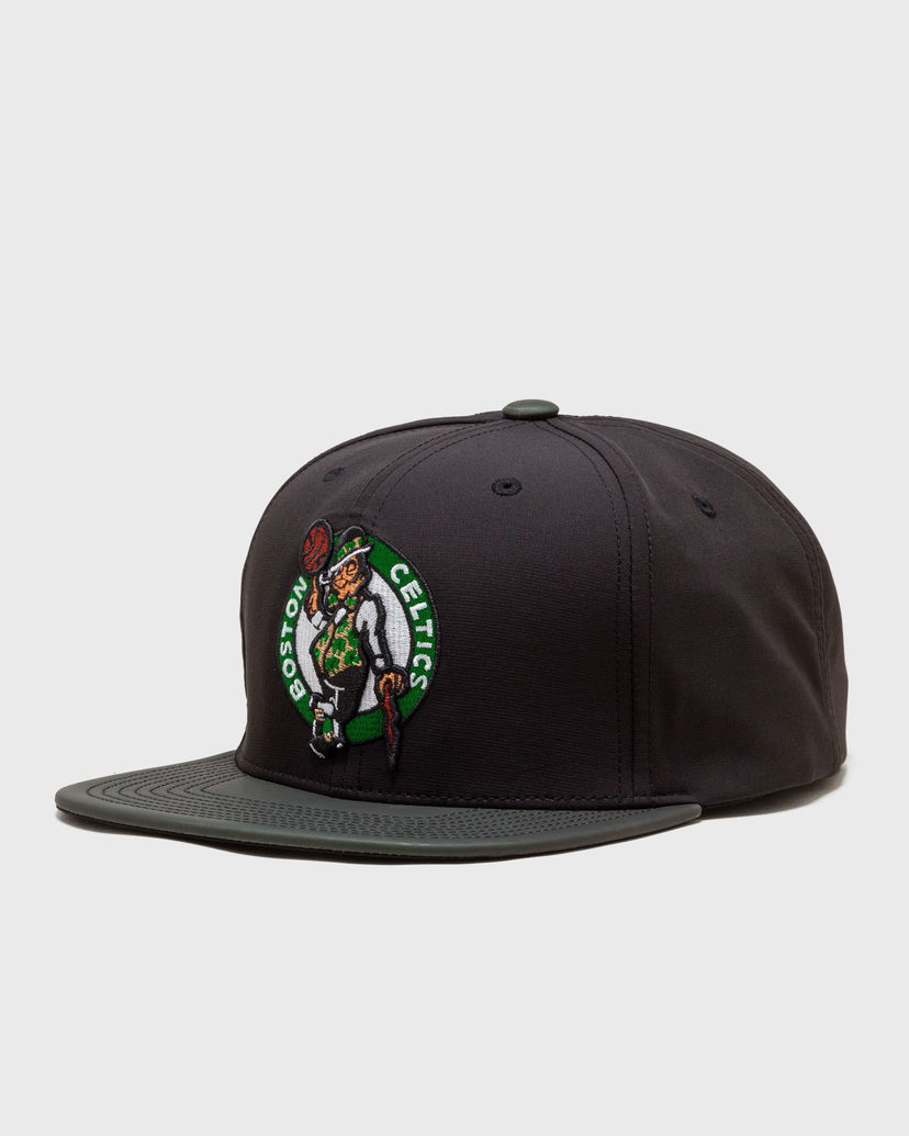 Šiltovka Mitchell & Ness NBA HEAT UP SNAPBACK BOSTON CELTICS Čierna | HHSS6655-BCEYYPPPBLCK