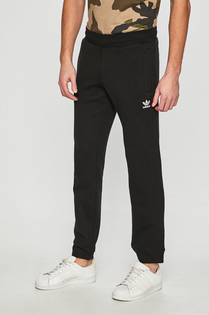 Tepláky adidas Originals adidas Originals Essential Fleece Pants Čierna | DV1574, 0