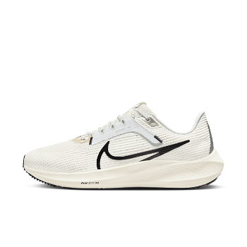 Nike Dámské běžecké silniční boty Pegasus 40 - Bílá DV3854-104