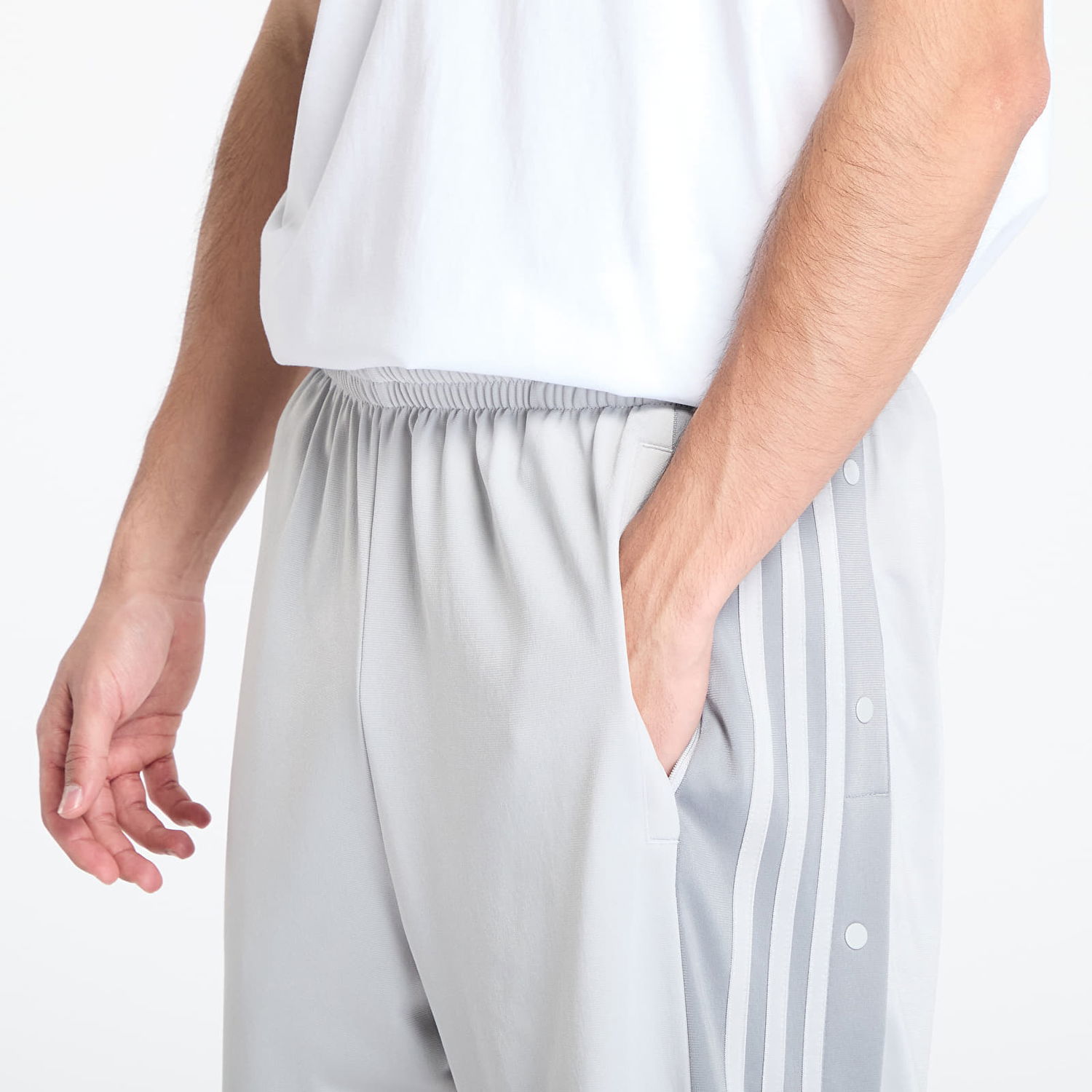 Tepláky adidas Originals Adibreak Track Pants Šedá | JN8757, 1