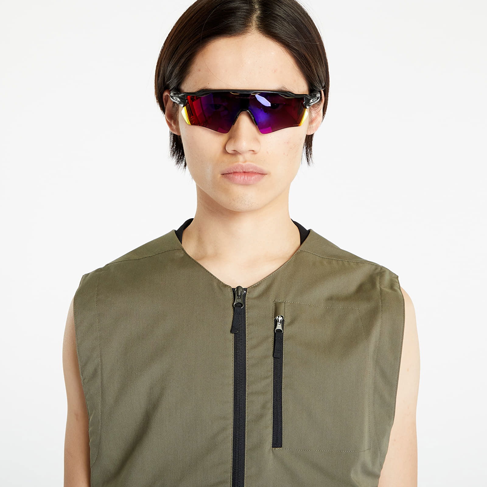 Poutnik by Blade Vest Olive