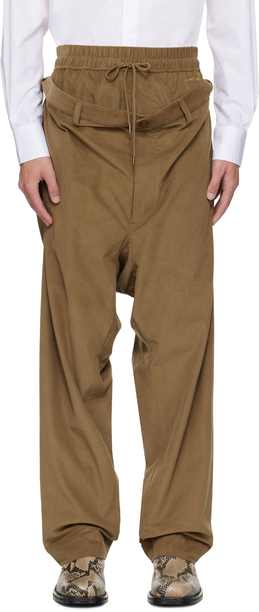 Nohavice Vivienne Westwood Vivienne Westwood Builder Drop Crotch Corduroy Trousers Hnedá | 2F01001R-W0186-