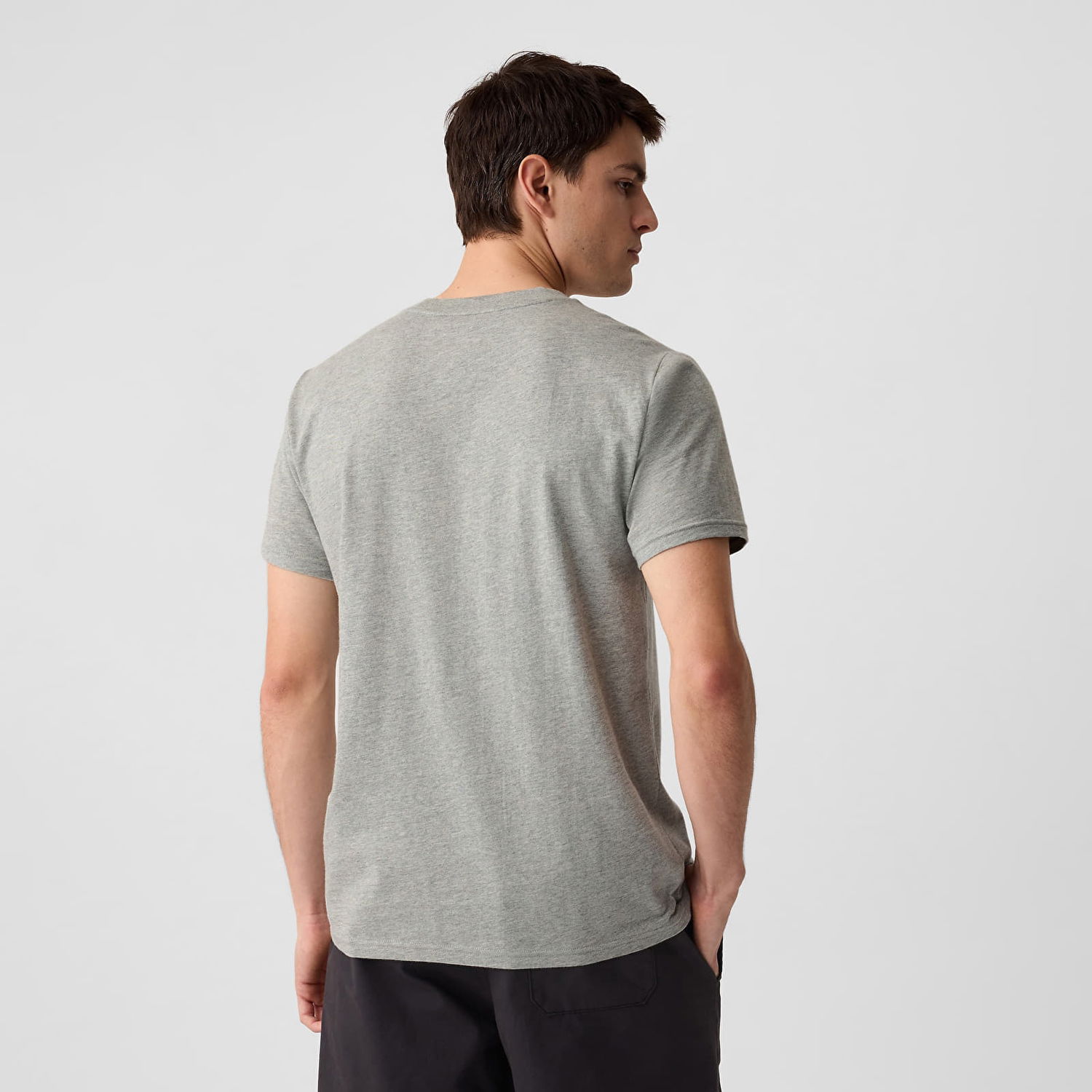 Tričko GAP T-shirt Logo Pocket Tee Grey Heather S Šedá | 857901-08, 1