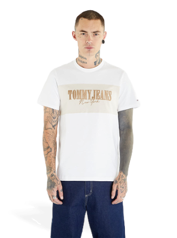 Tommy Hilfiger Tommy Jeans Regular Linear Block Short Sleeve Tee White DM0DM17914 YBR