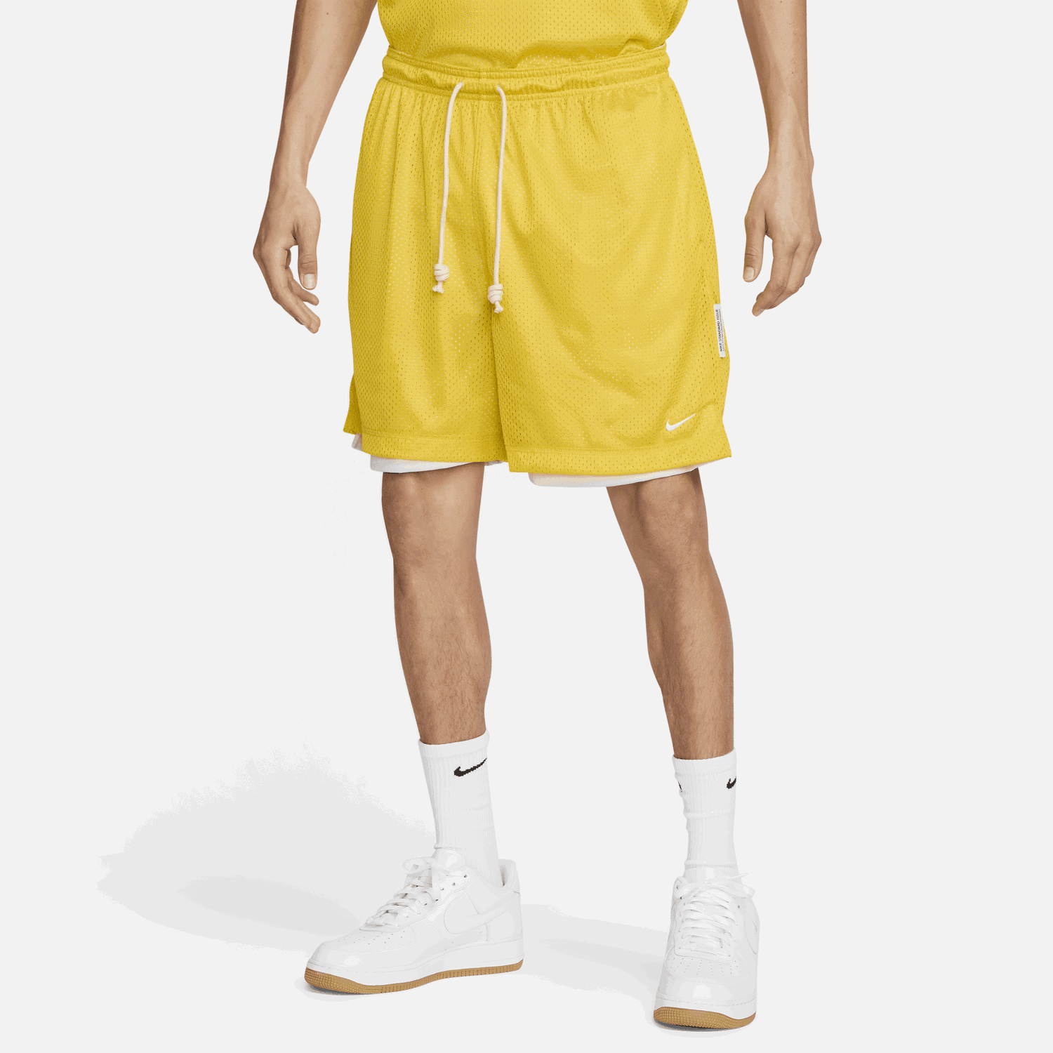 Šortky Nike Dri-FIT Standard Issue Reversible 6" Basketball Shorts Žltá | DQ5707-735, 0