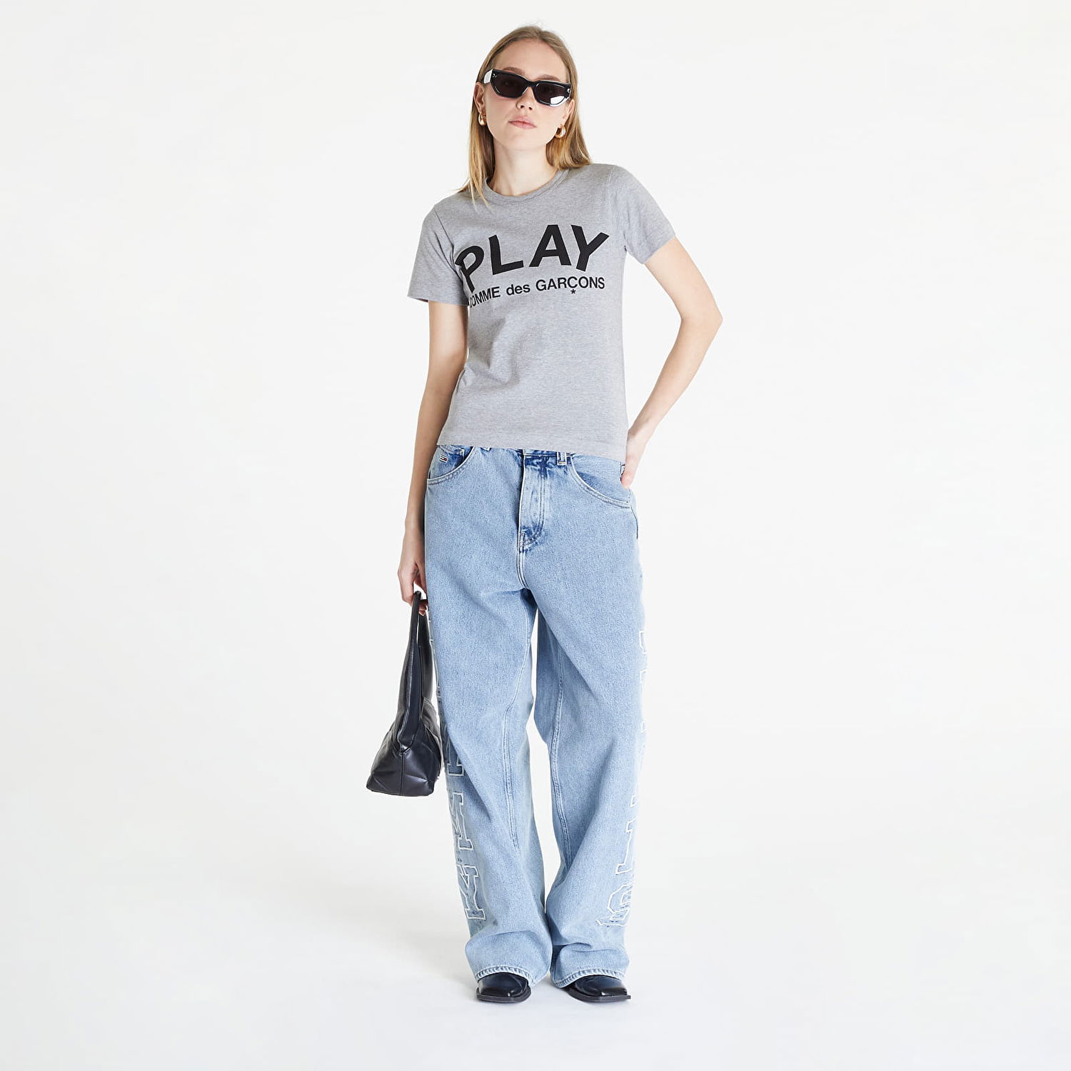 Tričko Comme des Garçons PLAY Heart Logo Short Sleeve Tee Šedá | AZT079 grey, 1