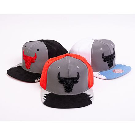 Day 5 Snapback Chicago Bulls