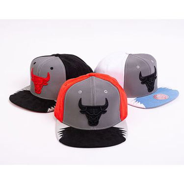Šiltovka Mitchell & Ness Day 5 Snapback Chicago Bulls Červená | HHSS1102-CBUYYPPPGYRD, 2
