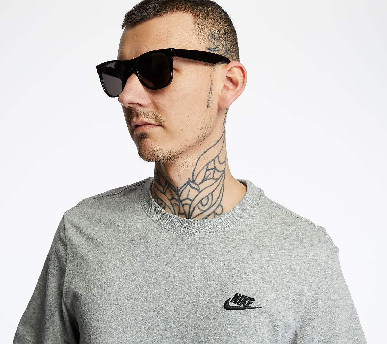 Tričko Nike Sportswear Club Tee Šedá | AR4997-064, 1