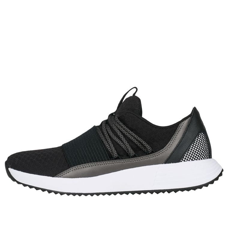 Tenisky a topánky Under Armour Breathe Lace Čierna | 3019973-001