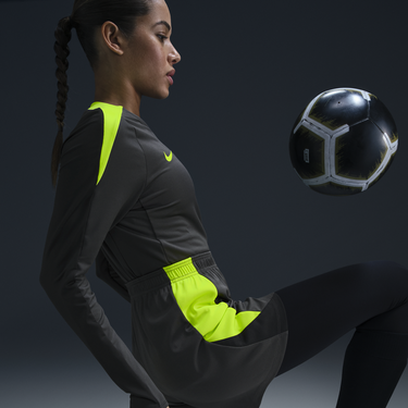 Tričko Nike Dri-FIT Strike Long Sleeve T-Shirt Šedá | FN5012-060, 4