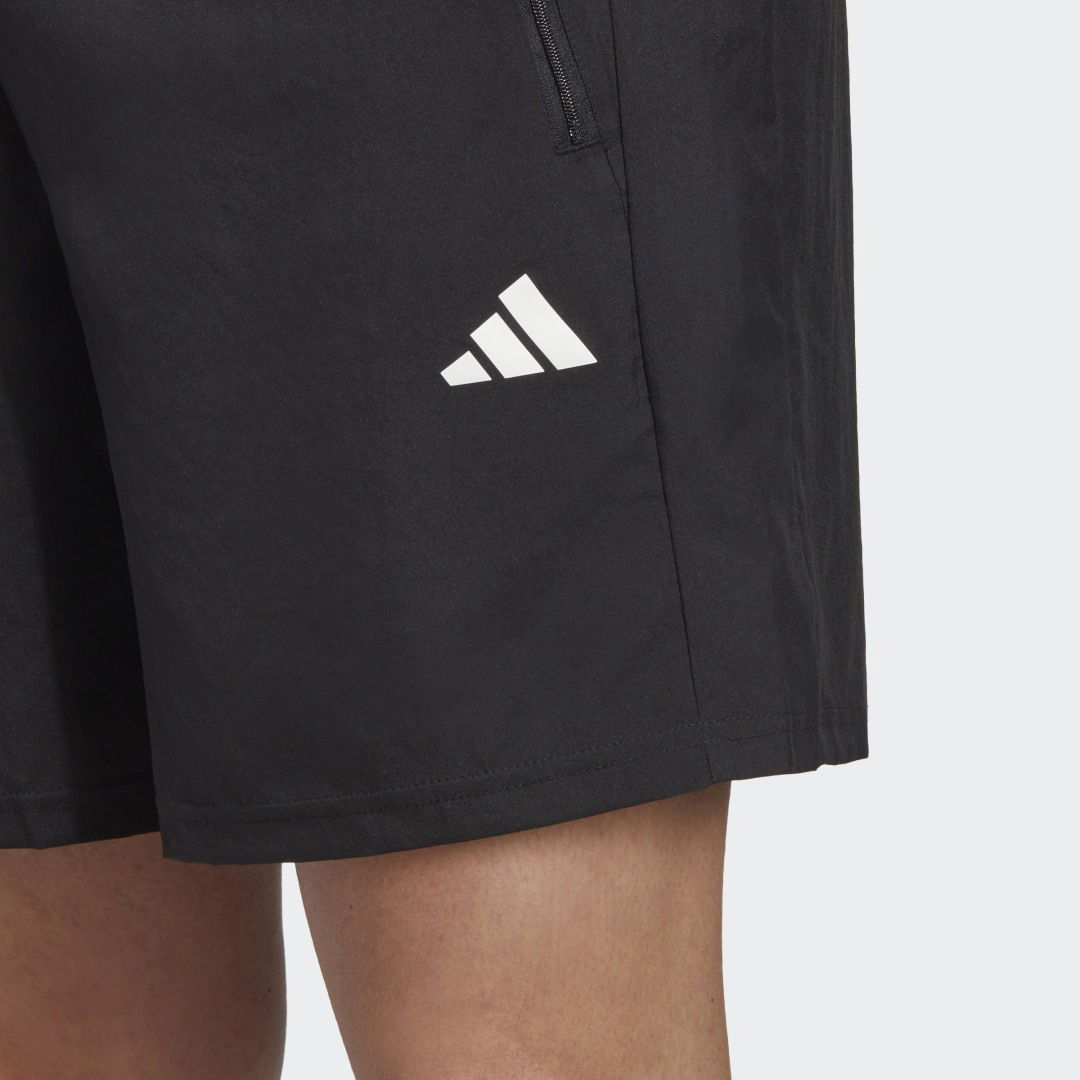 Train Essentials Woven Training Shorts