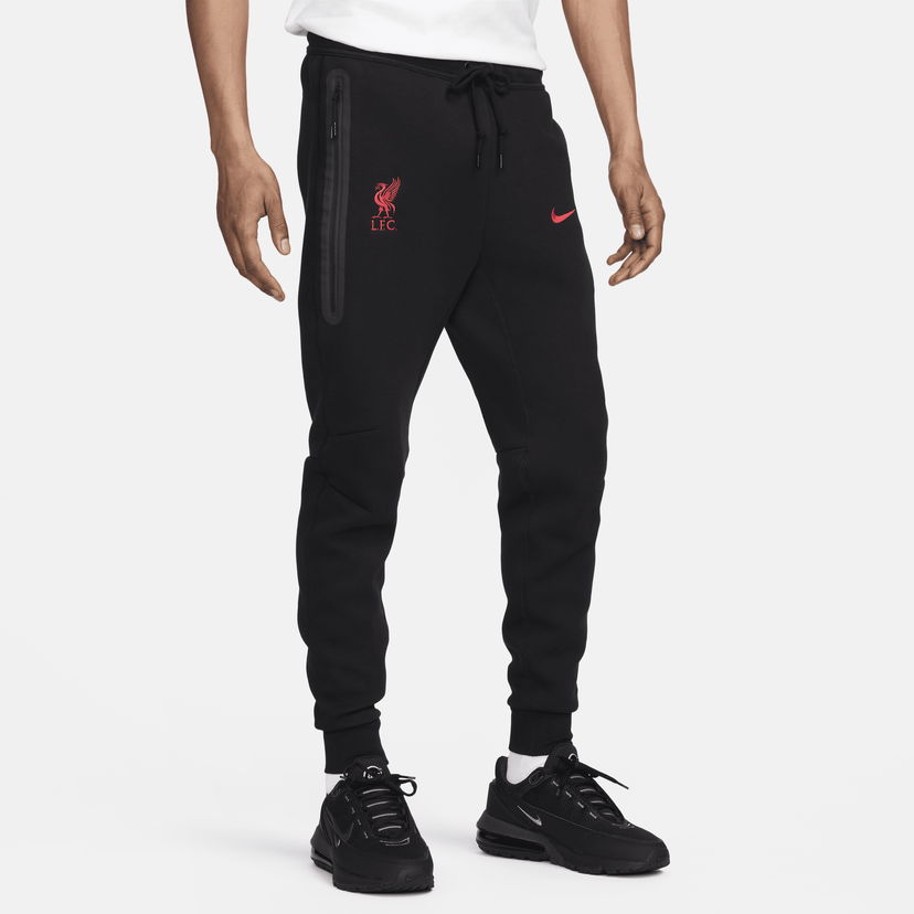 Tepláky Nike Liverpool FC Tech Pack Fleece Čierna | FN8489-010