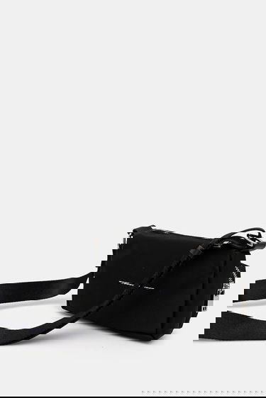 Taška cez rameno Maison Margiela MM6 Maison Margiela Nylon Pockets Crossbody Bag Čierna | SB5WG0025 P6416, 4