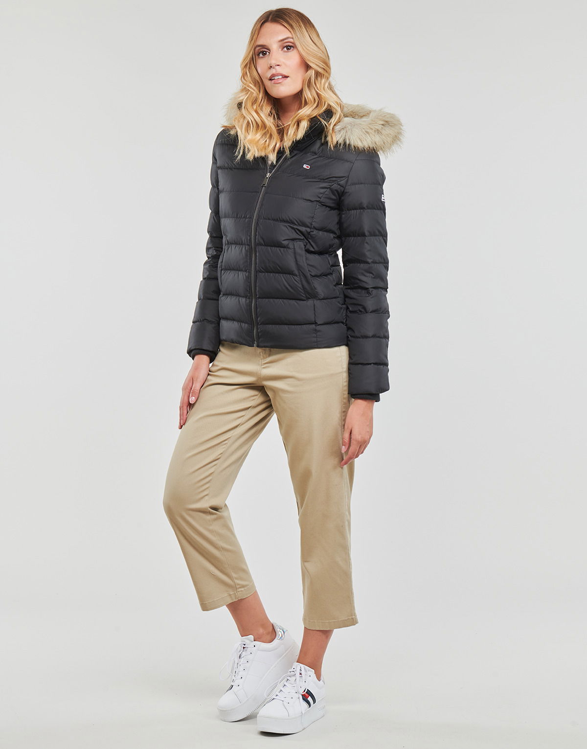 BASIC HOODED DOWN JACKET