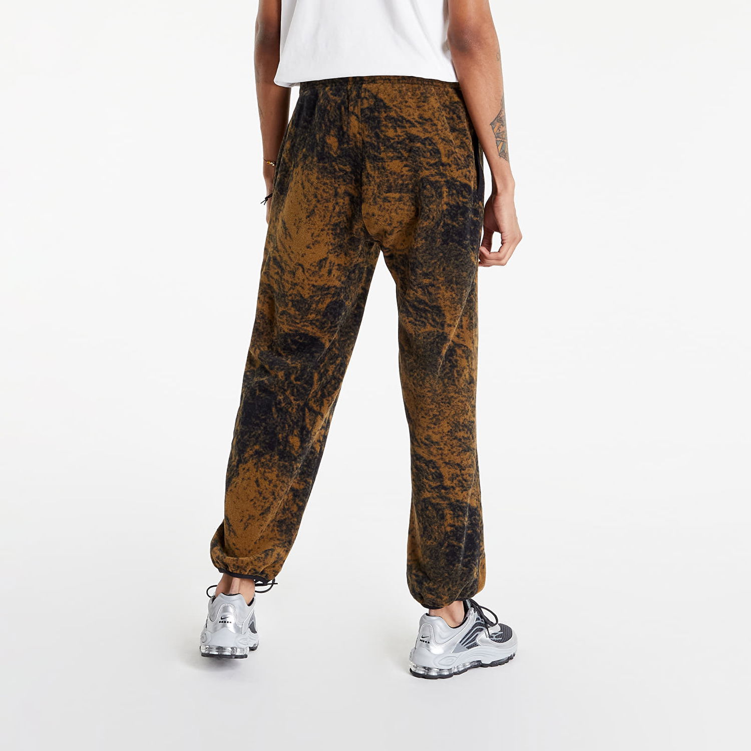Tepláky Nike ACG Therma-FIT Wolf Tree Pants Hnedá | DO9275-242, 1