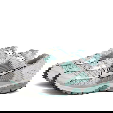 Tenisky a topánky Nike Zoom Vomero 5 News UK 3 Biela | HF1877-101, 2