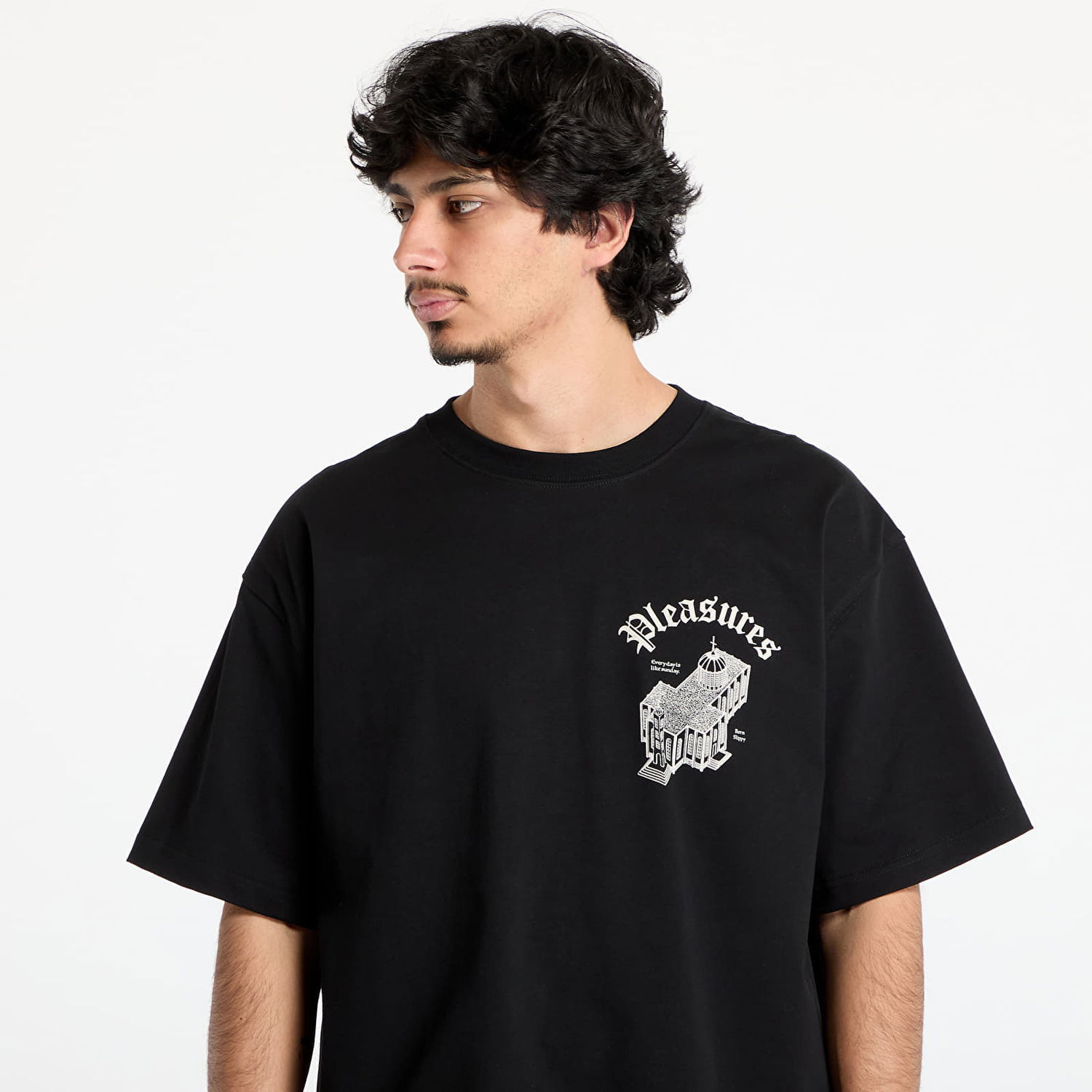 Tričko Pleasures PLEASURES Chapel Heavyweight T-Shirt Čierna | P25SU021 BLACK, 1