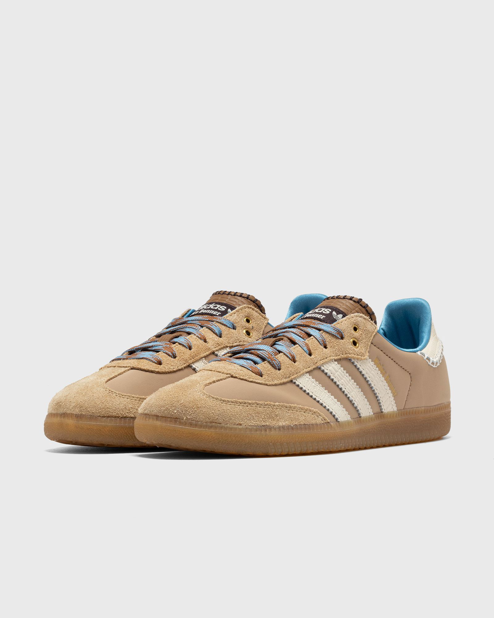 Samba Millennium Wales Bonner Desert White