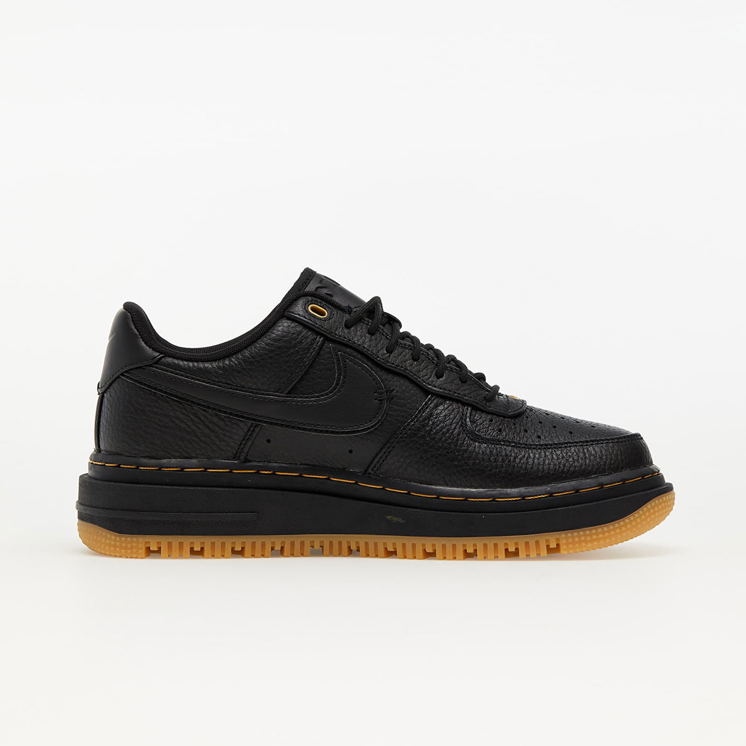 Tenisky a topánky Nike Air Force 1 Luxe Čierna | DB4109-001, 1