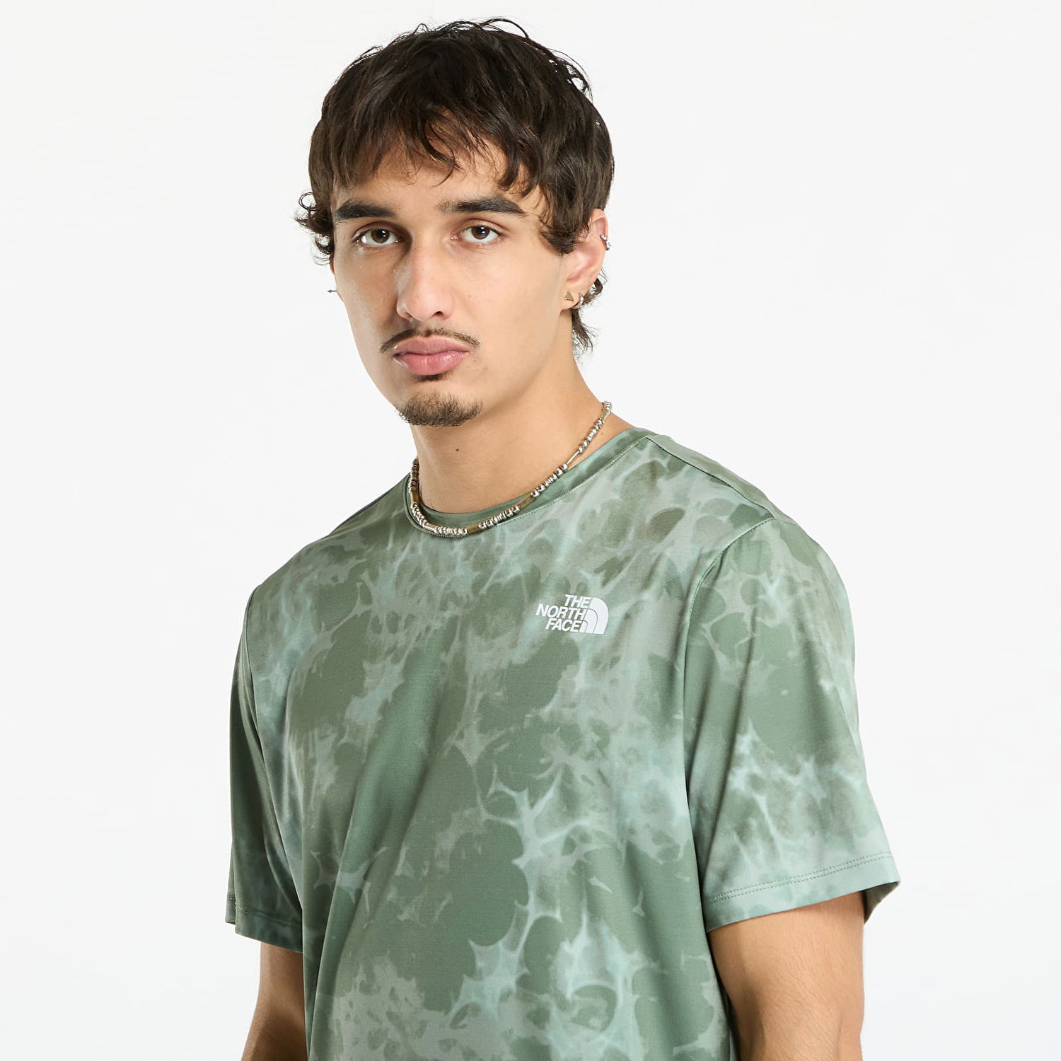 Tričko The North Face T-shirt M 24/7 Short Sleeves Regular Tee Bark Mist Light Refractions Print S Zelené | NF0A8DZDCZO1, 1