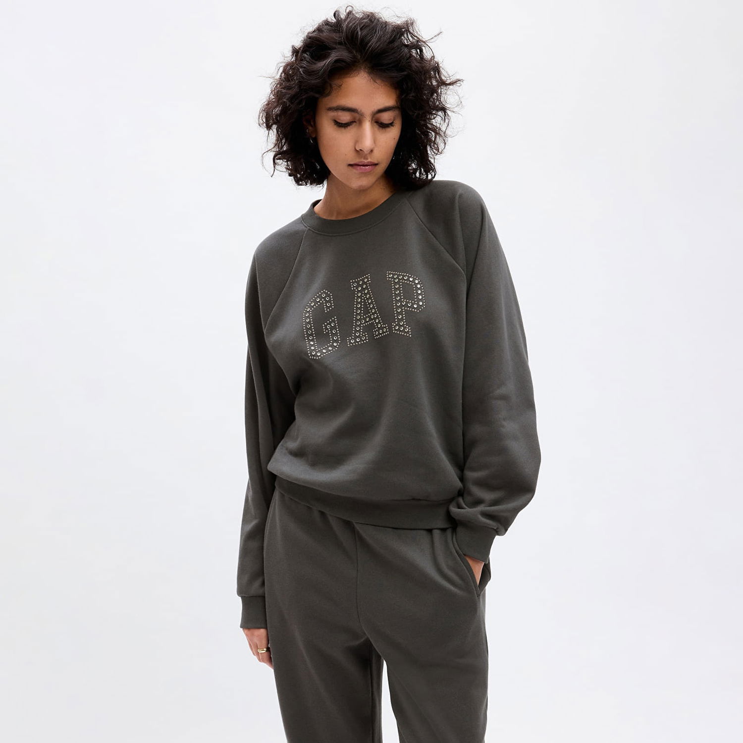 Mikina GAP Sweatshirt Logo Sweatshirt Cast Iron L Čierna | 829096-03, 0