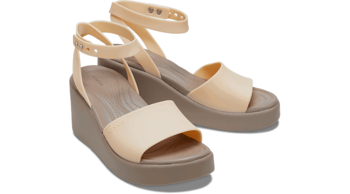 Tenisky a topánky Crocs Brooklyn Ankle Strap Wedge Sandals Béžová | 209406-2DS, 1