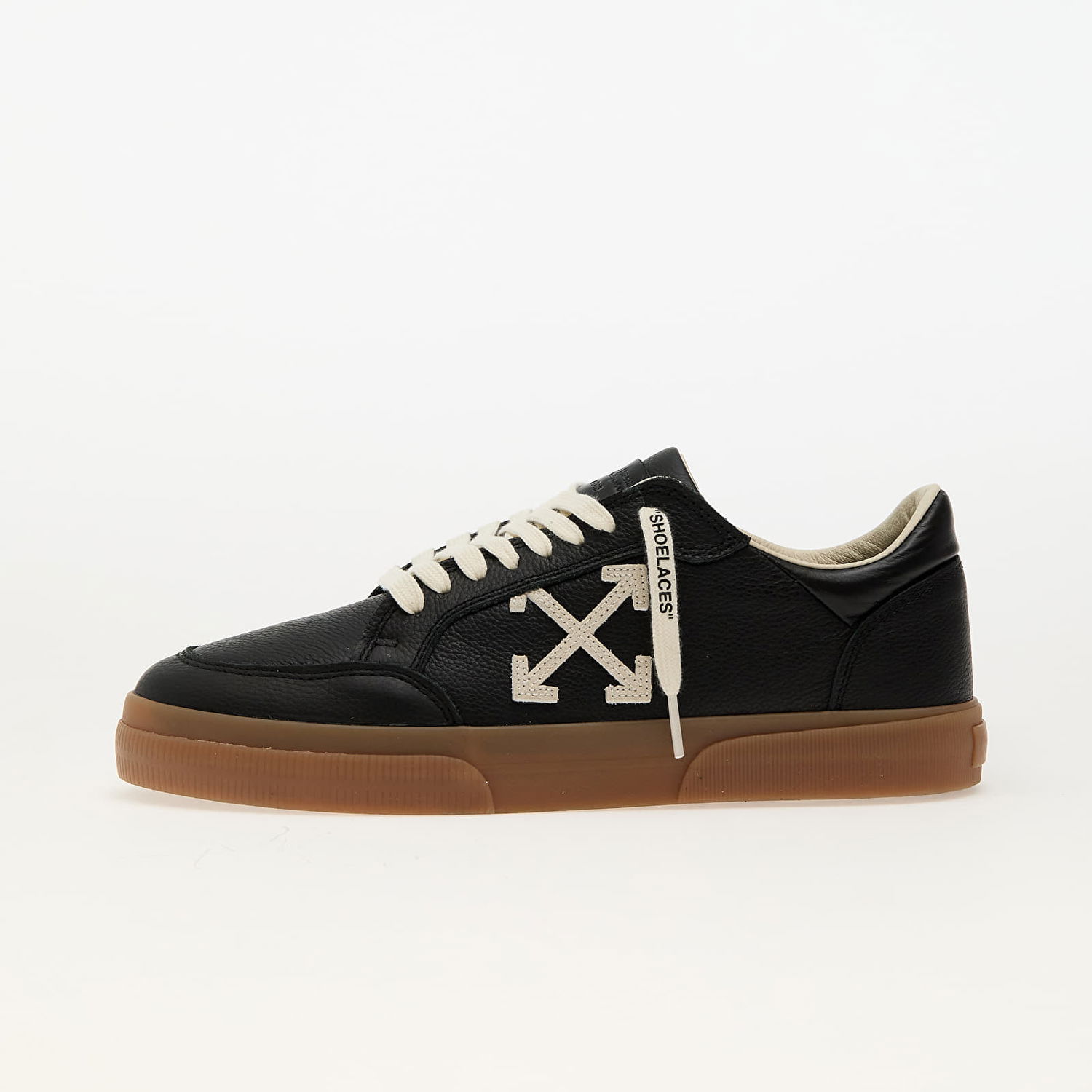 Tenisky a topánky Off-White Off-White New Low Vulcanized Čierna | OMIA293S25LEA001100B, 0